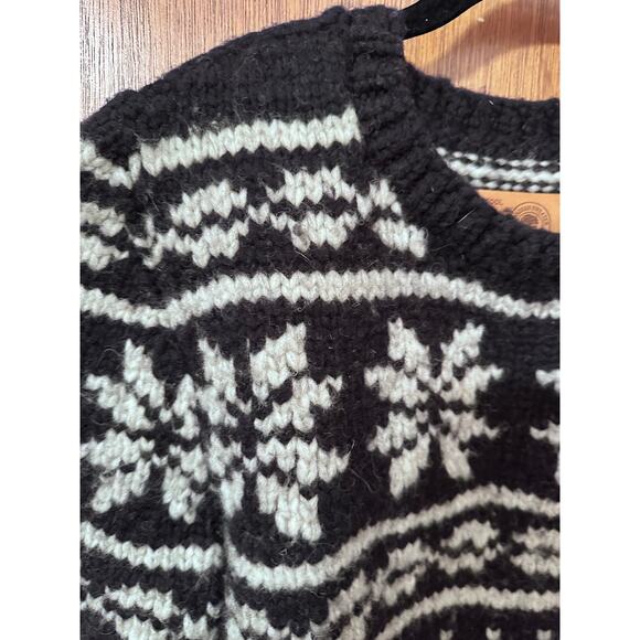 CANADIAN SWEATER COMPANY 2 POCKET HANDKNIT SWEATER; SIZE MED - Picture 4 of 6